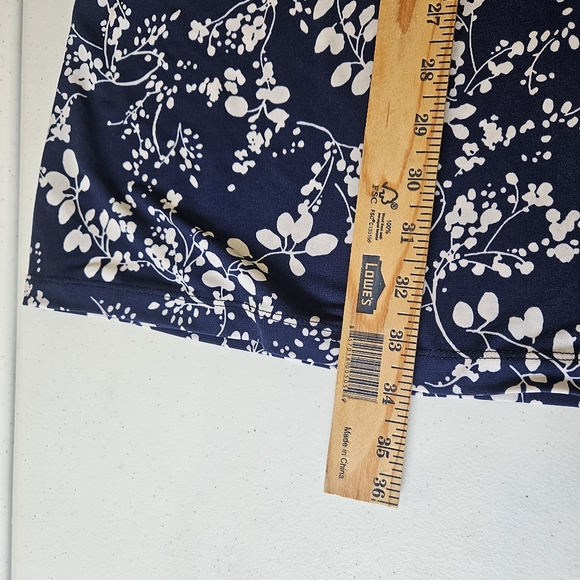 Blue floral faux wrap dress - Picture 6 of 6